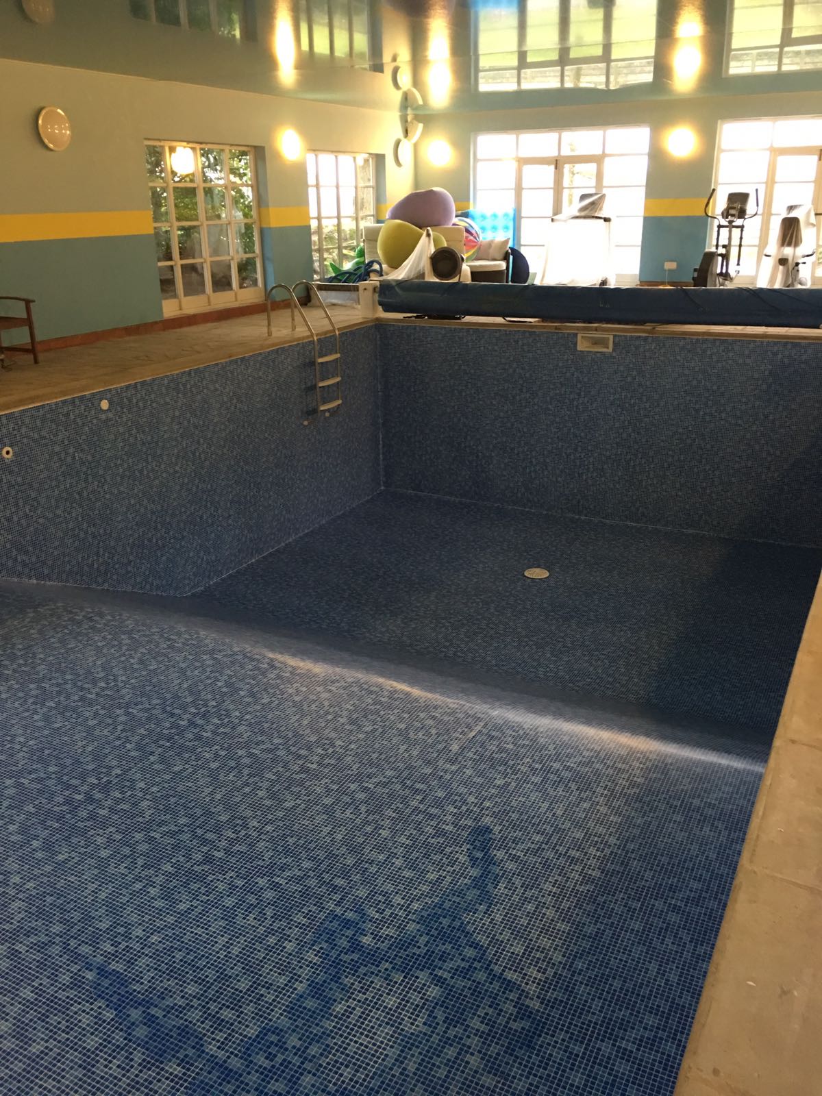 pool_inside