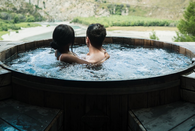 5 Health Benefits Of Using A Hot Tub