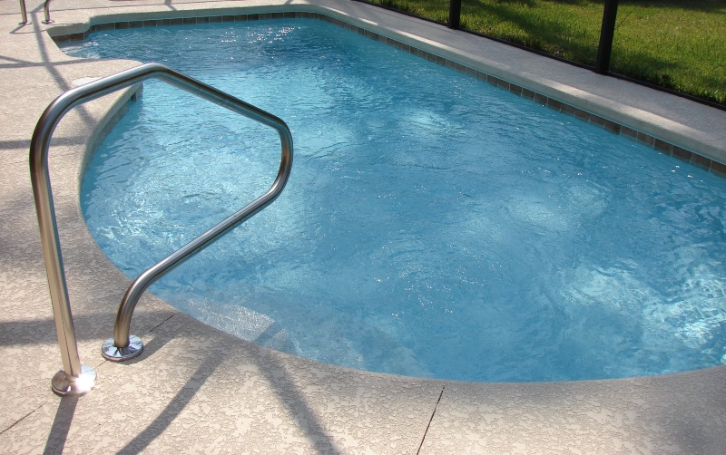 How Can A Heat Pump Improve My Home Pool